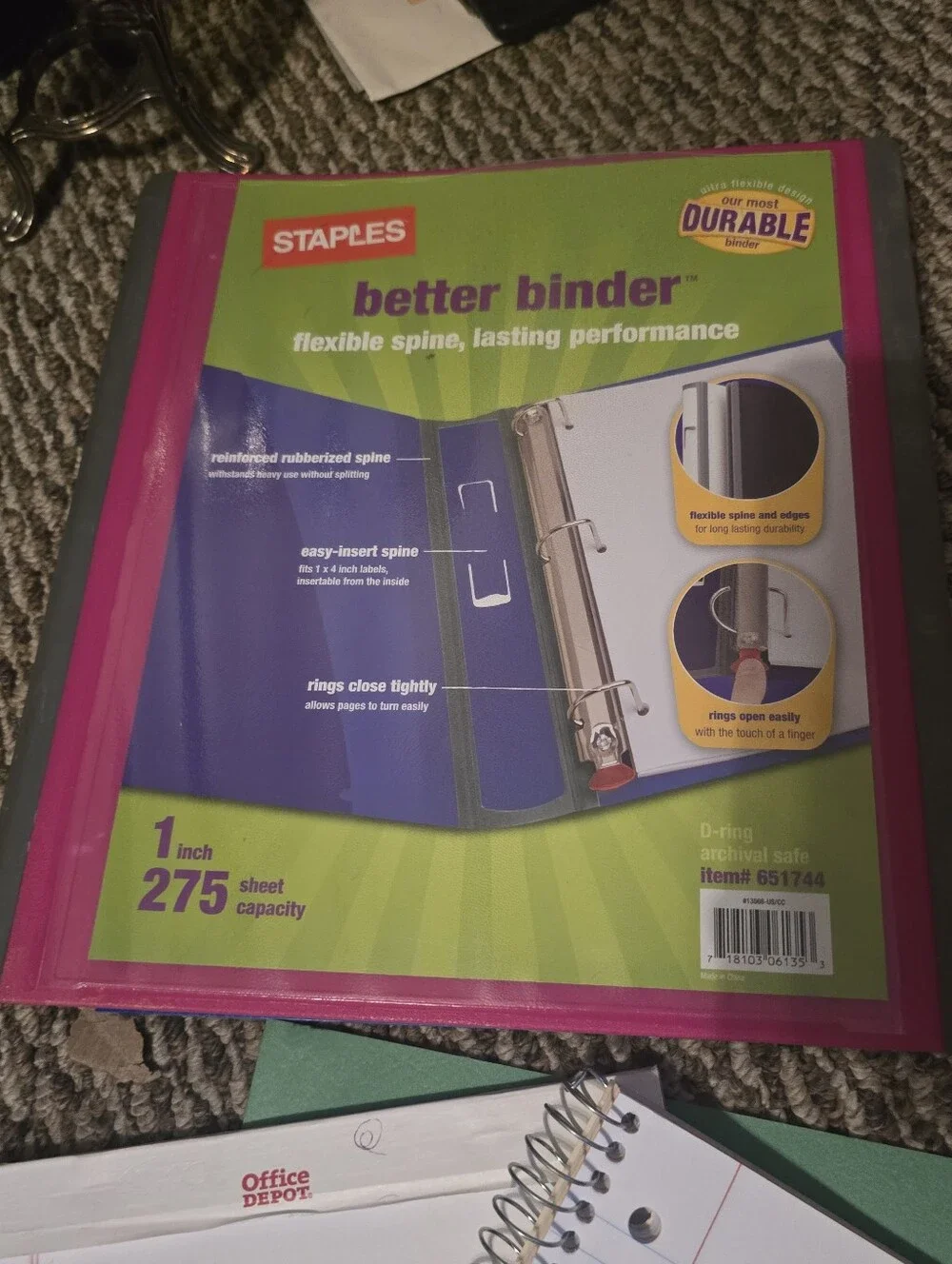 Staple Hot Pink Ring Binder Organizer with Blue Interior